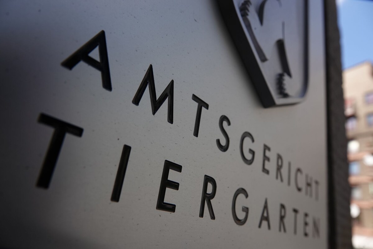 Amtsgericht Tiergarten Eine Aktivistin aus der propalästinensischen Szene kommt wegen Verwendens von Kennzeichen terroristischer Organisationen und weiterer Vorwürfe vor ein Berliner Amtsgericht. (Symbolbild)