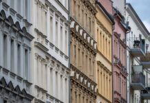 Die Berliner SPD-Fraktion will die Mieten in Berlin stärker regulieren. (Archivbild)