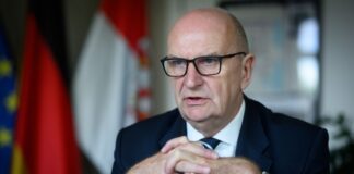 Nach der Abschiebung einer jesidischen Familie äußert sich Brandenburgs Ministerpräsident Dietmar Woidke (SPD) zu dem Fall (Archivbild). 