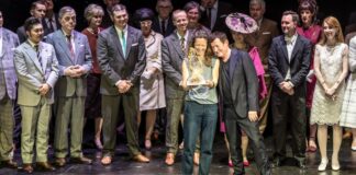 Stephan Märki wird zum Ende der aktuellen Spielzeit vom Publikum, dem Ensemble und den Mitarbeitern als Intendant des Staatstheaters Cottbus verabschiedet.