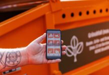 Sperrmüll und Pappe kann in Potsdam bei einem Wertstoffhof nun länger entsorgt werden. Per App erhält man Zugang zum Gelände.