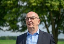 Brandenburgs Ministerpräsident Dietmar Woidke (SPD) ist gegen eine Erhöhung des Eintrittsalters für die Rente. (Archivbild)