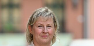 Christiane Lindner-Klopsch (parteilos) ist nun nicht mehr nur kommissarisch Bürgermeisterin von Jüterbog. (Archivbild)