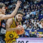 Will McDowell-White (Mitte) verlässt Alba trotz gültigem Vertrag.