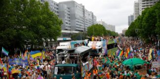 Die Veranstalter rechnen mit hunderttausenden Teilnehmerinnen und Teilnehmern.