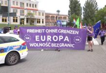 Die Partei Volt hatte an zehn Grenzpunkten zur Protestaktion «March for Open Borders» aufgerufen. 