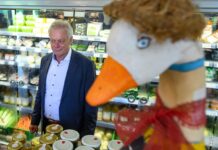 Bundesagrarminister Alois Rainer (CSU) besucht in Brandenburg den Bio-Betrieb «Ökodorf Brodowin» .