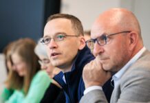 Nach der Generalsanierung zwischen Frankfurt und Mannheim leitet Julian Fassing (li) nun auch die Generalsanierung zwischen Berlin und Hamburg.