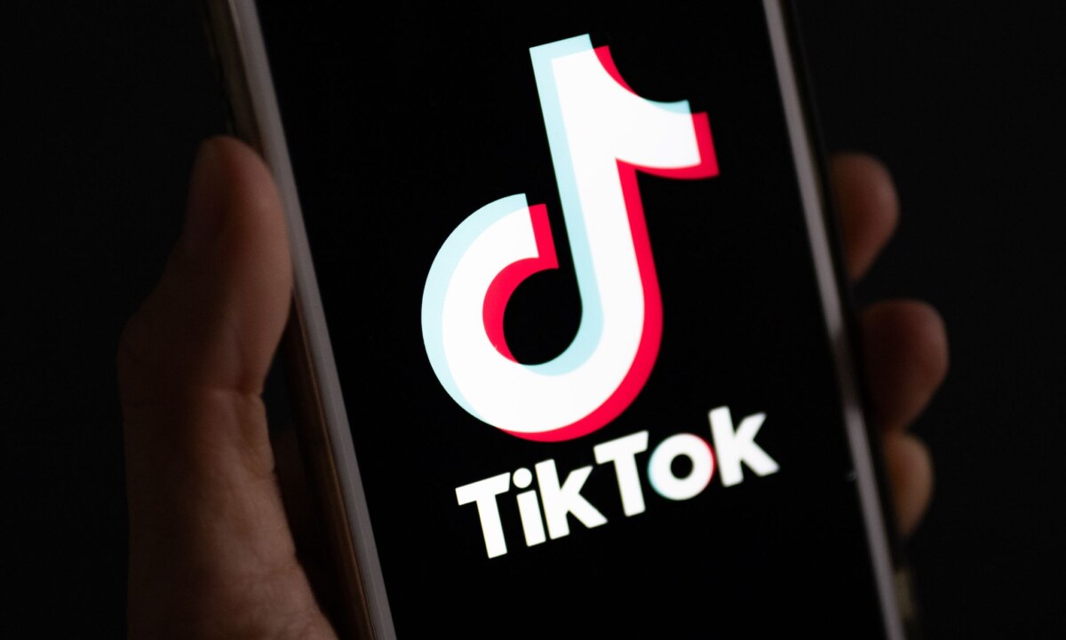 Social-Media-App Tiktok Bereits vor einer Woche protestieren einige Tiktok-Beschäftigte in Berlin gegen die Pläne ihres Arbeitgebers. Nun legten sie mit einem eintägigen Warnstreik nach. (Symbolbild)