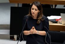 Berlins Justizsenatorin Felor Badenberg (CDU) warnt vor zu hohen Erwartungen an die Chancen für ein AfD-Verbotsverfahren. (Archivfoto)