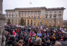 Schon im Dezember war gegen die geplanten Kürzungen demonstriert worden (Archivbild). 