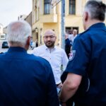 Brandenburgs Innenminister René Wilke (parteilos, für SPD) berichtet von den Ermittlungen nach dem Angriff auf ein Fest für Vielfalt in Bad Freienwalde. (Archivbild)