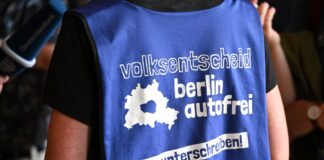 Die Initiative «Volksentscheid Berlin autofrei» stellt sich darauf ein, bald wieder Unterschriften zu sammeln. (Archivfoto)
