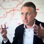 Der neue Chef des Verkehrsverbunds Berlin-Brandenburg sieht für kommendes Jahr höhere Ticketpreise auf die Fahrgäste zukommen.