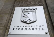 Die Staatsanwaltschaft akzeptiert den Freispruch des Amtsgerichts zu einem Pro-Palästina-Slogan nicht. (Symbolbild) 