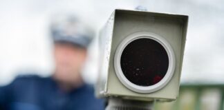 Die Brandenburger Polizei geht in dieser Woche verstärkt gegen Raser vor. (Archivbild)