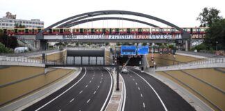 Ab Mittwoch sollen auf dem 16. Bauabschnitt der A100 zwischen Neukölln und Treptow die ersten Autos rollen.