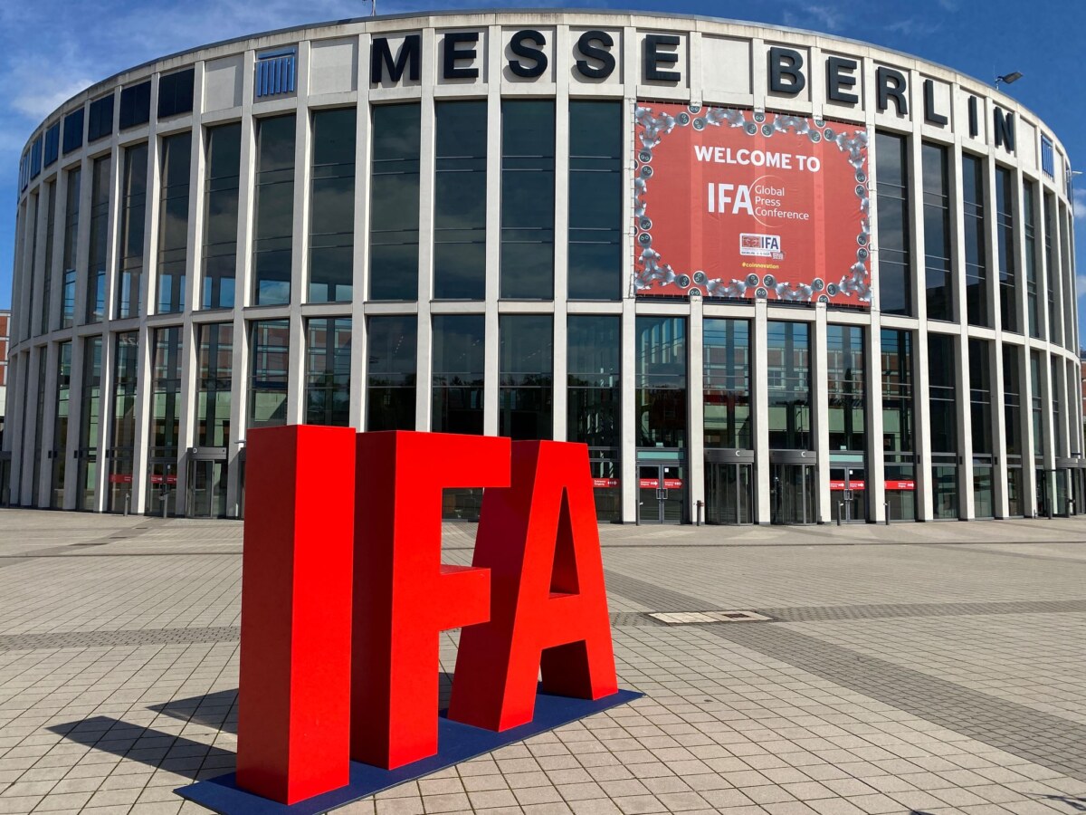 IFA-Logo In diesem Jahr inszeniert sich die Tech-Messe IFA als Erlebniswelt. (Archivbild)