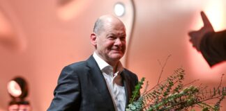 Der frühere Bundeskanzler Olaf Scholz gratuliert dem Potsdamer Nikolaisaal zum 25. Geburtstag (Archivbild).