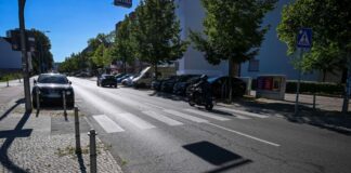 An diesem Zebrastreifen soll sich nach Polizeiangaben der tödliche Unfall abgespielt haben.