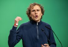 Nach Saskia Ludwigs Reise verlangt Grüne-Jugend-Chef Jakob Blasel Konsequenzen. (Archivbild)
