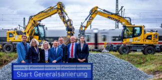 Der offizielle Startschuss für die Generalsanierung der Bahnstrecke Berlin - Hamburg fällt auf etwa halber Strecke in Ludwigslust (Mecklenburg-Vorpommern).