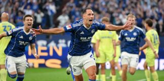 Starke Schalker bejubeln einen perfekten Saisonstart.