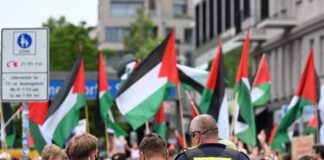 Propalästinensische Demonstranten haben sich in Berlin versammelt. (Archivbild) 