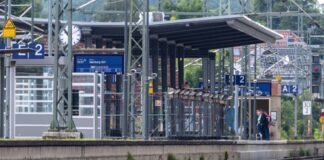Der Startschuss für die Generalsanierung der Bahnstrecke Hamburg - Berlin ist gefallen. 