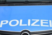 Ein Polizist wurde den Angaben zufolge verletzt. (Symbol)