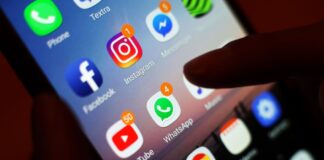 Influencer können im Internet viel Geld verdienen - und müssen ihr Einkünfte versteuern. (Symbobild)