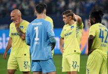Herthas Profis waren nach dem schwachen Auftritt auf Schalke ratlos.