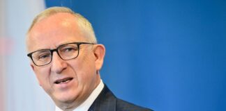 Über die aktuellen Kontrollen an der deutsch-polnischen Grenze ist Jan Tombinski, Geschäftsträger Polens in Deutschland, wenig erfreut (Archiv).