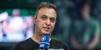 Bob Hanning bekommt die Wut der Fans klar zu spüren. 