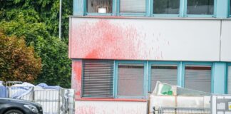 Unterstützer der Hamas nennt Israals Botschafter die Täter.