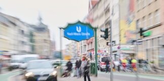 Auf der Karl-Marx-Straße eröffnet ein neues Standortkonzept für das ehemalige Karstadt-Warenhaus. (Symbolbild)