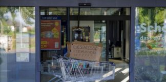 Viele Geschäfte sind wegen des Stromausfalls geschlossen. 