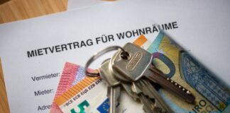 Der BGH prüft, ob ein Vermieter einen Wohnraummietvertrag kündigen darf, wenn der Mieter die Wohnung gewinnbringend untervermietet. (Symbolbild)