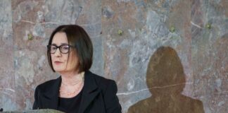 Die russische Historikerin Irina Scherbakowa wird bei der Eröffnung einer Ausstellung im Landtag Brandenburg über die Menschenrechtsorganisation Memorial erwartet, deren Gründungsmitglied sie war (Archivbild).