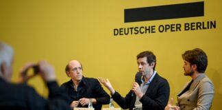 Die drei Dirigenten Titus Engel (l-r), Maxime Pascal und Michele Spotti übernehmen ab kommenden Sommer die musikalische Leitung der Deutschen Oper.