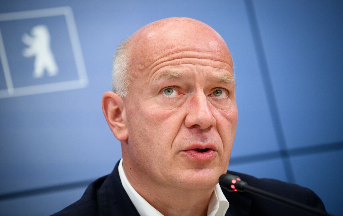 Sommerpressekonferenz von Kai Wegner Kai Wegner (CDU) fordert ein gutes Baustellenmanagement, «dass es Abstimmungen gibt zwischen den Versorgungsunternehmen, Wasserbetriebe, Strom, Gas». (Archivbild)