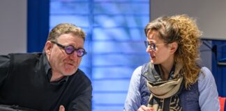 Die Ministerin Mittelstädt und ihr Staatssekretär Beyer waren sich uneinig über den Umgang mit Wölfen. (Archivbild)