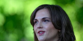 Die Ostbeauftragte Elisabeth Kaiser (SPD) ehrte die Preisträger in Berlin. (Archivbild)
