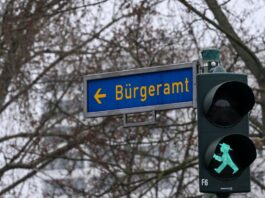 Ob Perso verlängern oder Reisepass beantragen: An sechs Tagen ist das an einigen Berliner Hochschulen möglich. (Symbolbild)