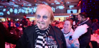 Frank Zander hat durch die Vogelgrippe Gans Erna verloren. 