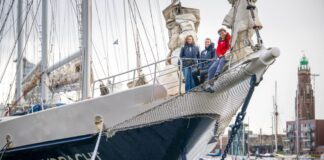 Das segelnde Klassenzimmer – Eine besondere Schule auf See 38 Jugendliche stechen gemeinsam in See.