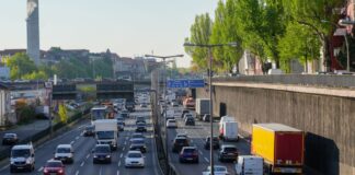 Auf der Stadtautobahn A100 gab es am Mittwoch einen Verkehrsunfall. (Archivfoto)