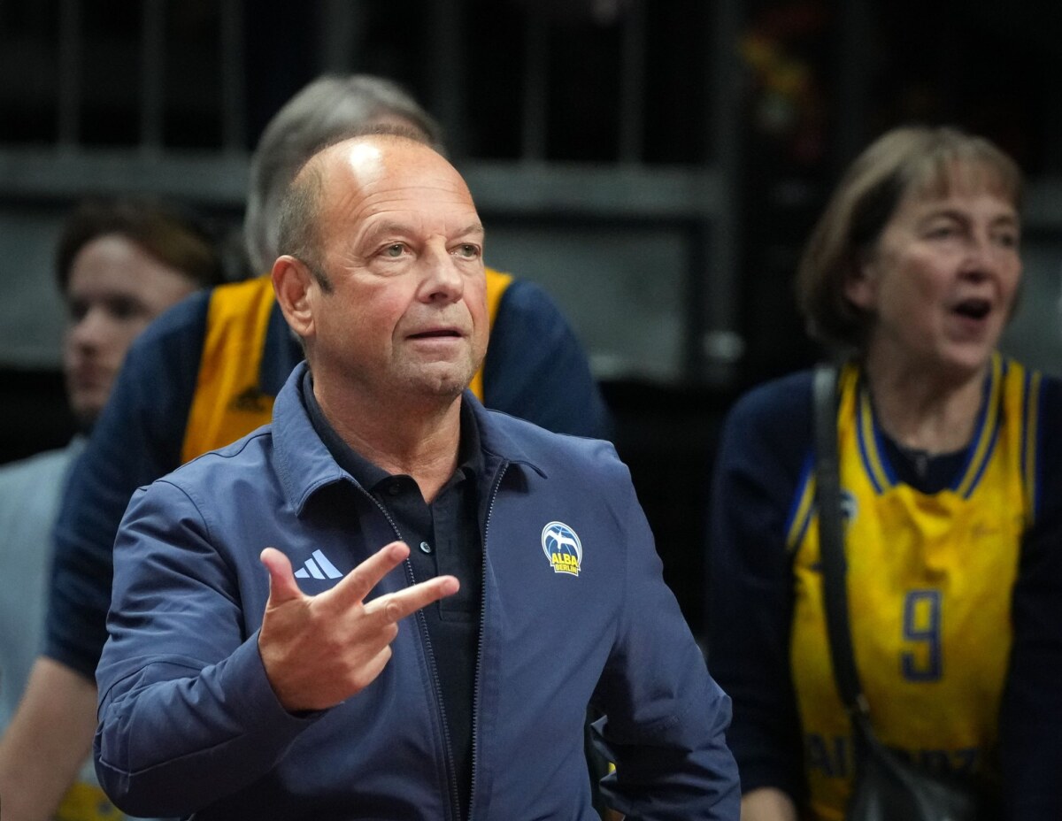 Alba Berlin - FC Bayern München Alba-Geschäftsführer Marco Baldi lobt den Willen seines Teams