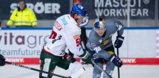 Eisbären verpflichten Abwehrspieler Lancaster aus München  Les Lancaster (r) wechselt von München zu den Eisbären Berlin. (Archivbild)