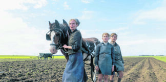 Diane Kruger, Jasper Billerbeck und Kian Köppke. Bild: Warner Brothers / Gordon Timpen